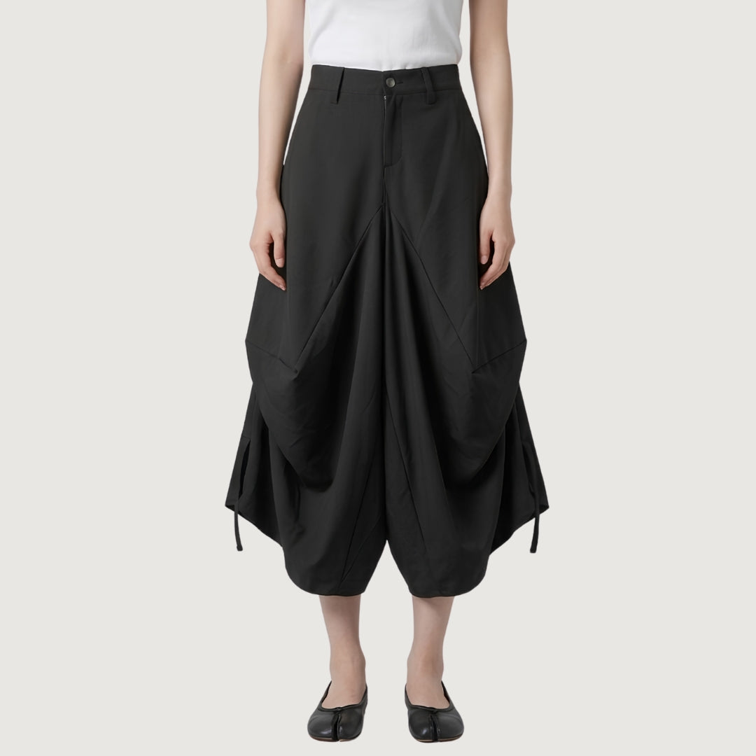 Sculpted Nomad Pants
