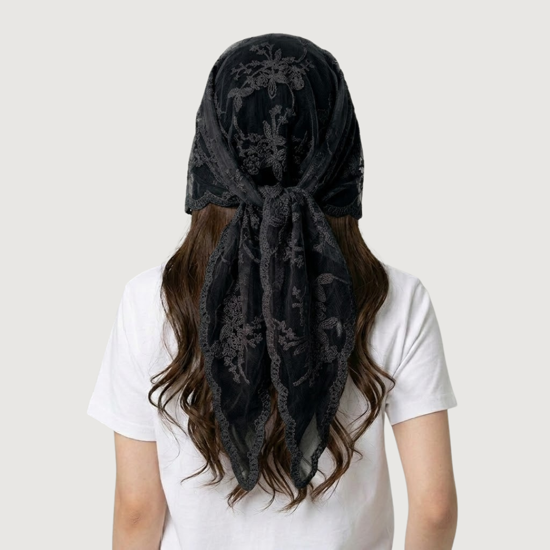 Soft Triangle Scarf