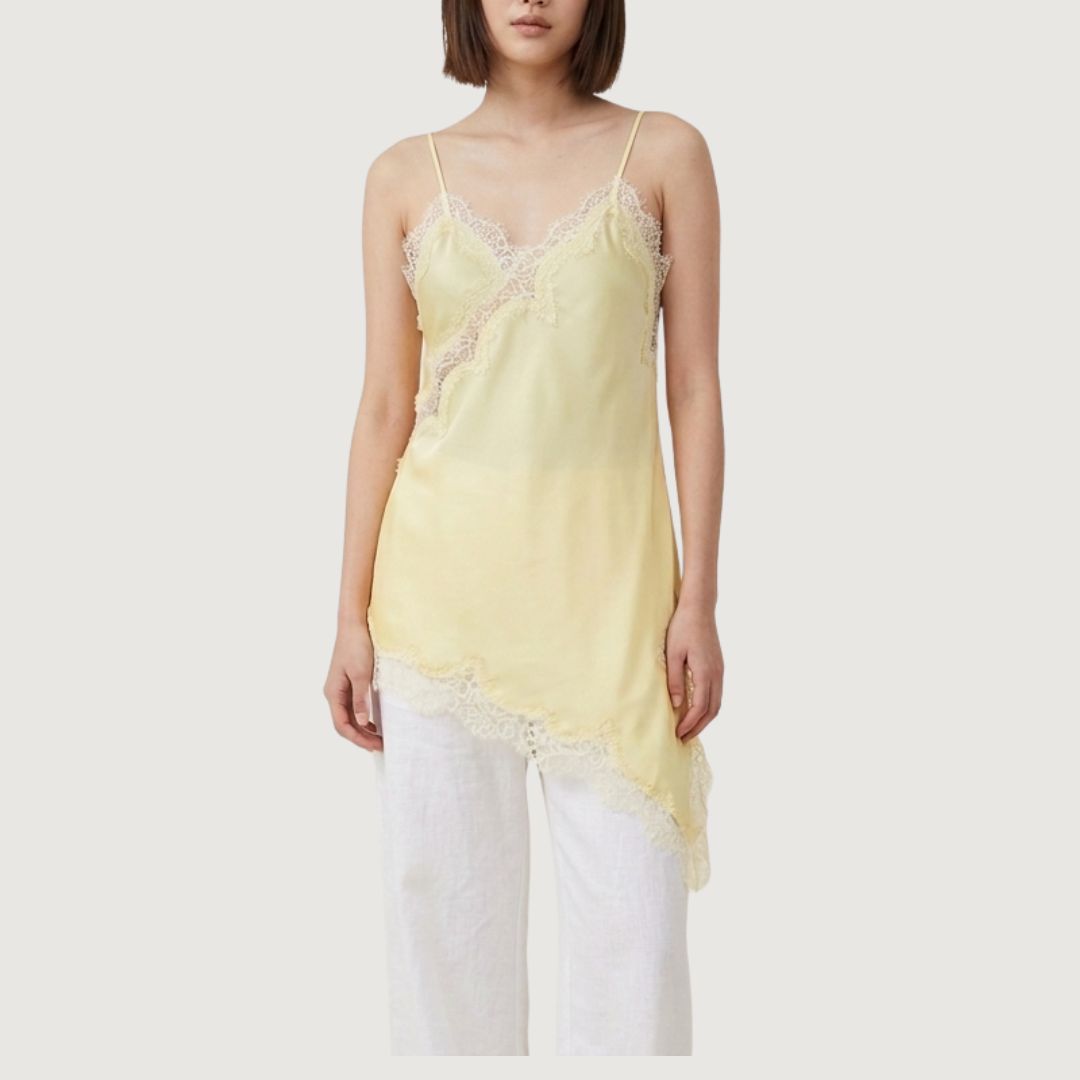 Blusa Lace Asimetrica Buttercream